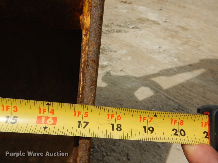 image for item DJ8741 2007 John Deere 27D  mini excavator