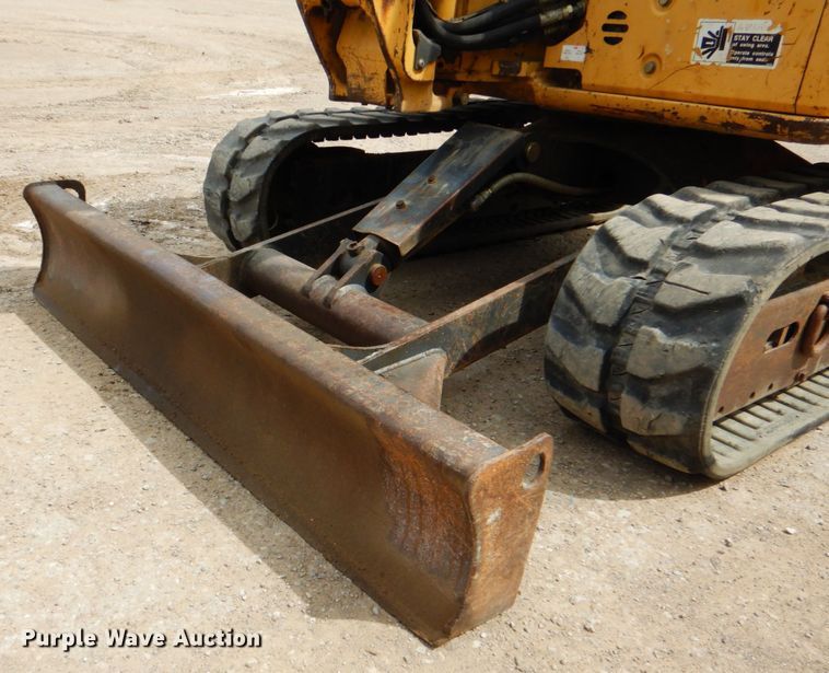 image for item DJ8741 2007 John Deere 27D  mini excavator