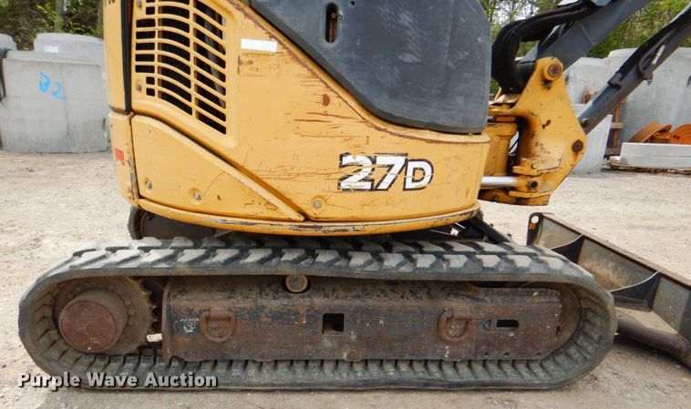 image for item DJ8741 2007 John Deere 27D  mini excavator