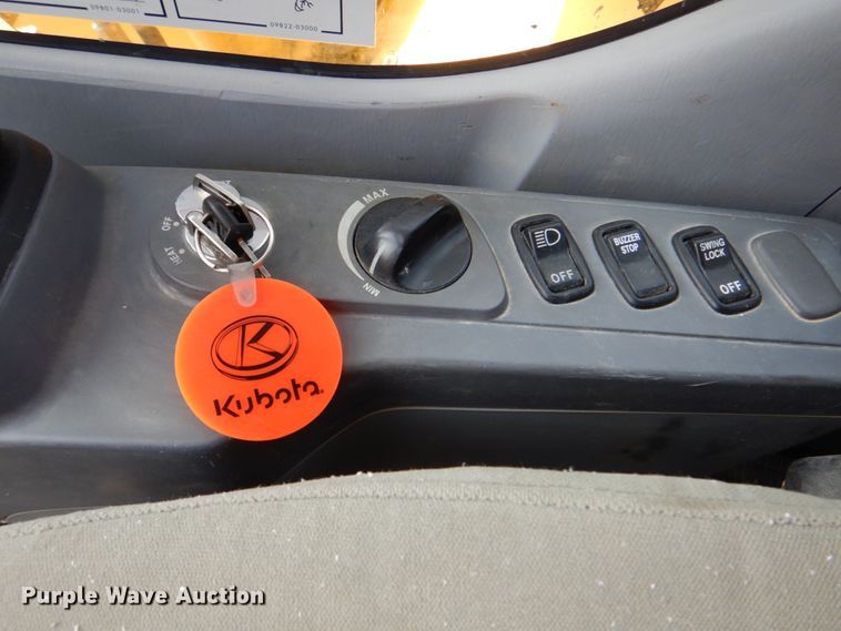 image for item DJ8742 2003 Komatsu PC228USLC-3  excavator