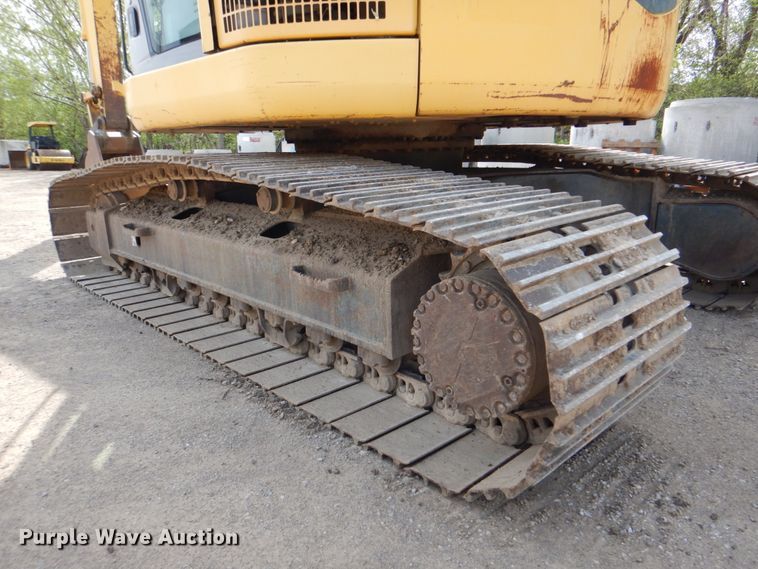 image for item DJ8742 2003 Komatsu PC228USLC-3  excavator