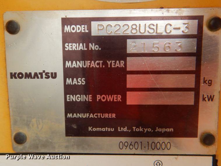 image for item DJ8742 2003 Komatsu PC228USLC-3  excavator