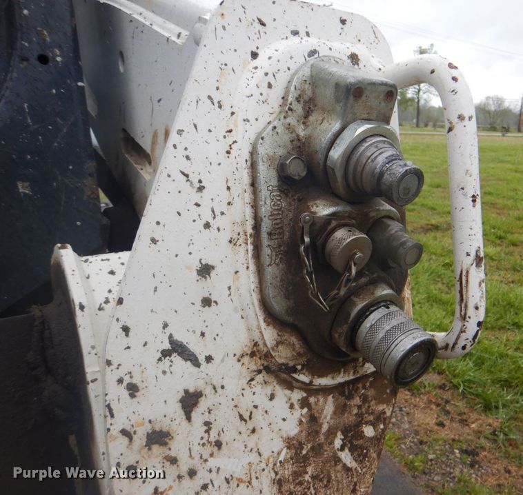 image for item DJ8746 2017 Bobcat T590  tracked skid steer loader