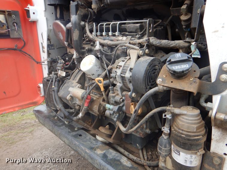 image for item DJ8746 2017 Bobcat T590  tracked skid steer loader