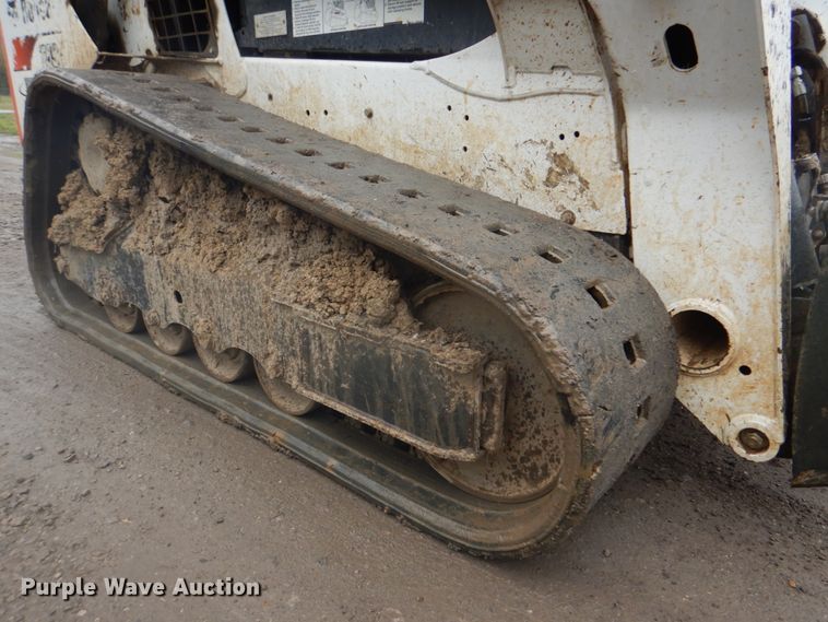 image for item DJ8746 2017 Bobcat T590  tracked skid steer loader