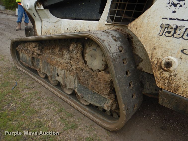 image for item DJ8746 2017 Bobcat T590  tracked skid steer loader