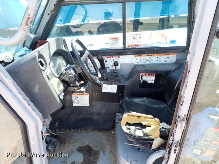 image for item DK4672 Genie GTH-1048  telehandler