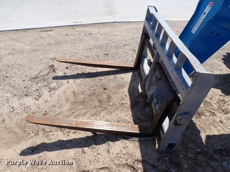 image for item DK4672 Genie GTH-1048  telehandler