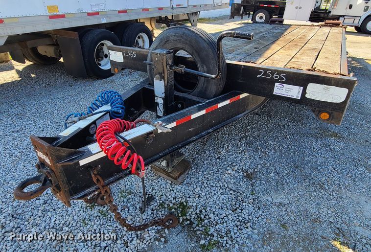 image for item DK4739 2009 Townmaster Contrails C-24  equipment trailer