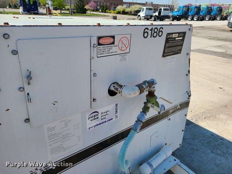 image for item DK4740 Leroi 185  air compressor