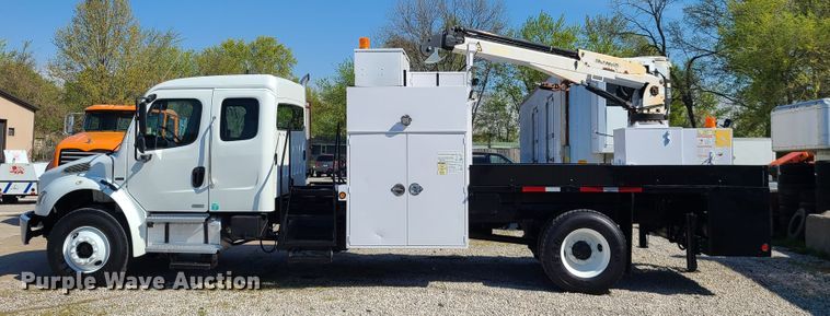 image for item DK4741 2004 Freightliner Business Class M2  utility / service truck