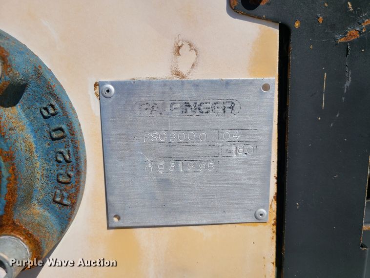 image for item DK4741 2004 Freightliner Business Class M2  utility / service truck