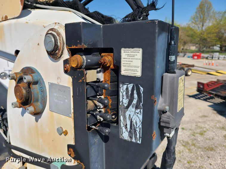 image for item DK4741 2004 Freightliner Business Class M2  utility / service truck