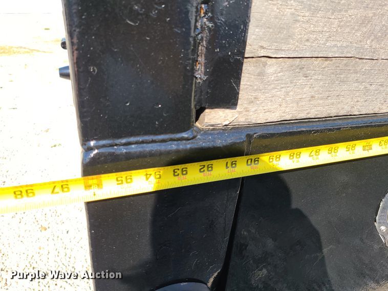 image for item DK4741 2004 Freightliner Business Class M2  utility / service truck