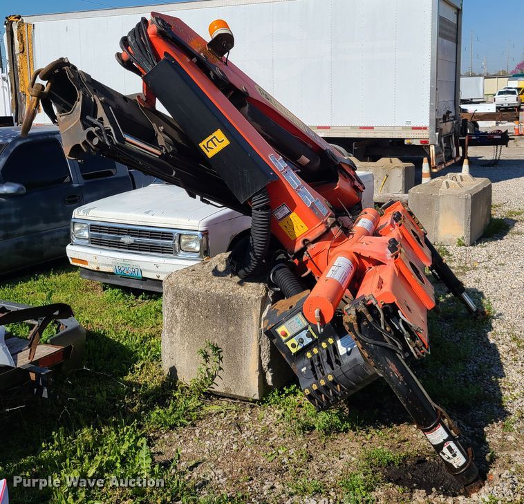 image for item DK4742 2006 Palfinger PK15002 knuckle boom crane