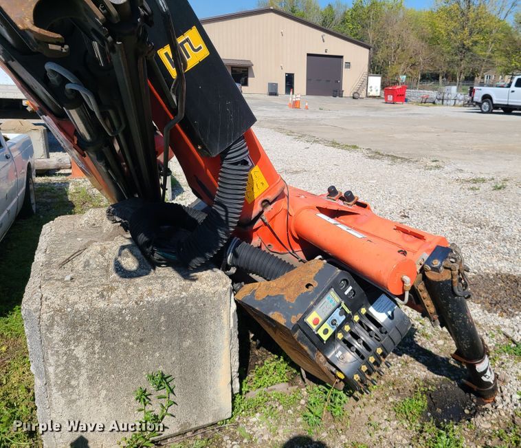 image for item DK4742 2006 Palfinger PK15002 knuckle boom crane