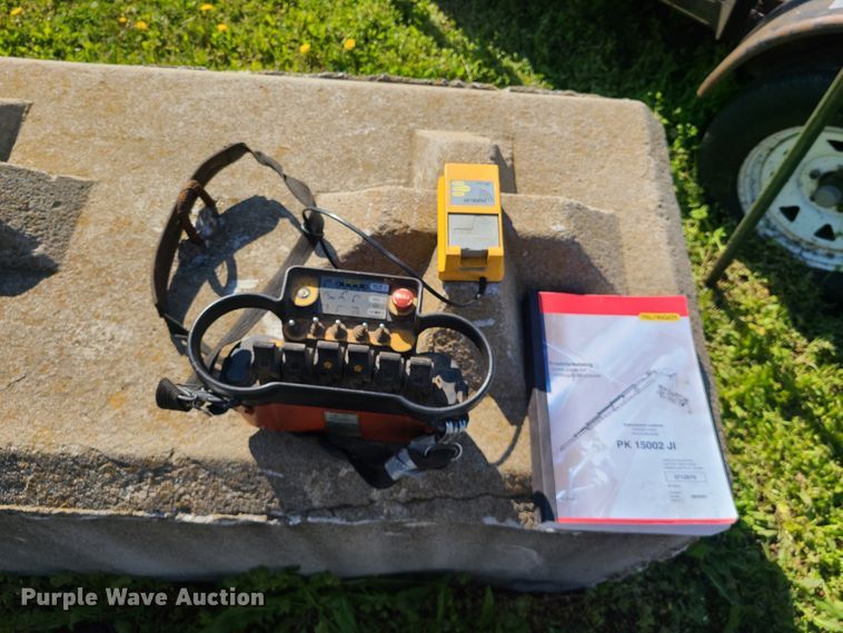 image for item DK4742 2006 Palfinger PK15002 knuckle boom crane