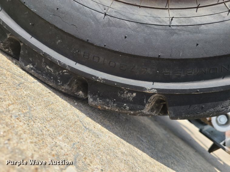 image for item DK4778 2014 Bobcat S750  skid steer loader