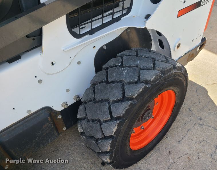 image for item DK4778 2014 Bobcat S750  skid steer loader
