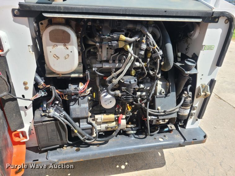 image for item DK4778 2014 Bobcat S750  skid steer loader