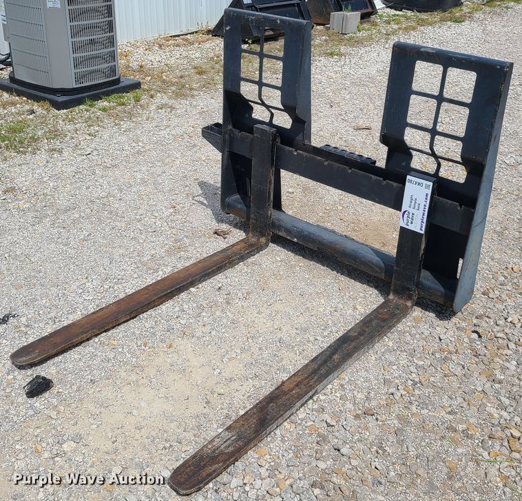 image for item DK4780 48"L skid steer forks