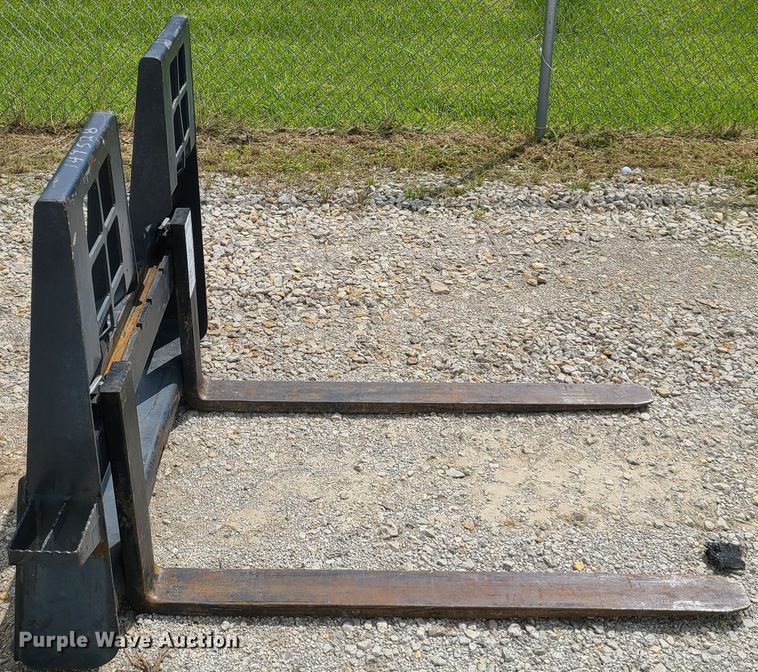 image for item DK4780 48"L skid steer forks