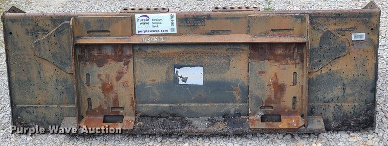 image for item DK4782 74"W skid steer bucket