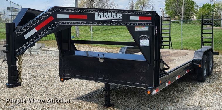 image for item DK4783 2015 Lamar  equipment trailer