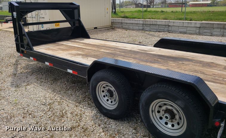 image for item DK4783 2015 Lamar  equipment trailer