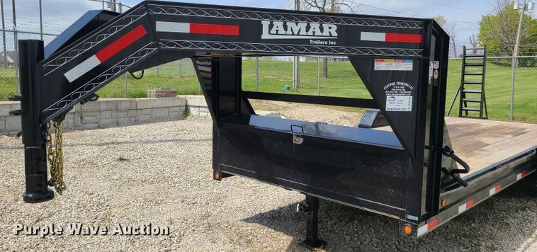 image for item DK4783 2015 Lamar  equipment trailer