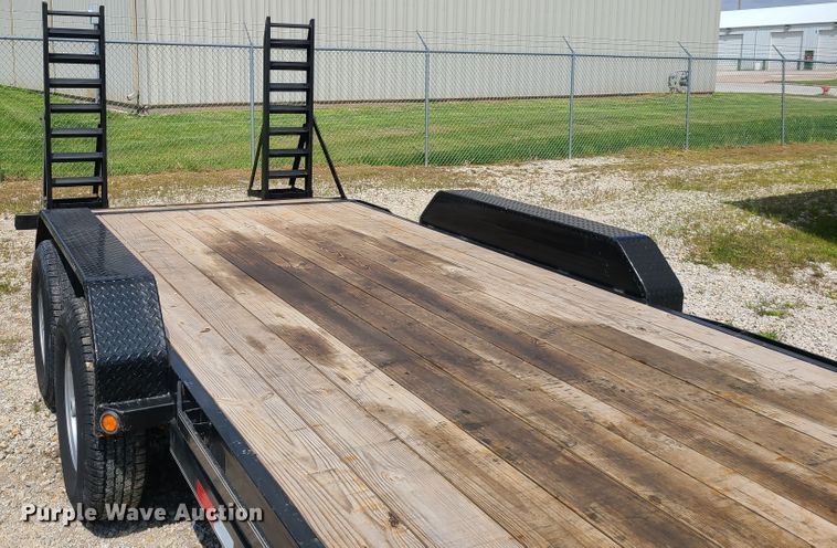 image for item DK4783 2015 Lamar  equipment trailer