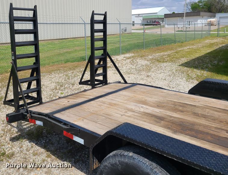 image for item DK4783 2015 Lamar  equipment trailer