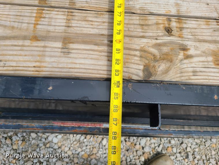 image for item DK4783 2015 Lamar  equipment trailer