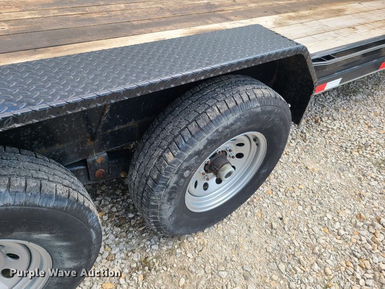 image for item DK4783 2015 Lamar  equipment trailer