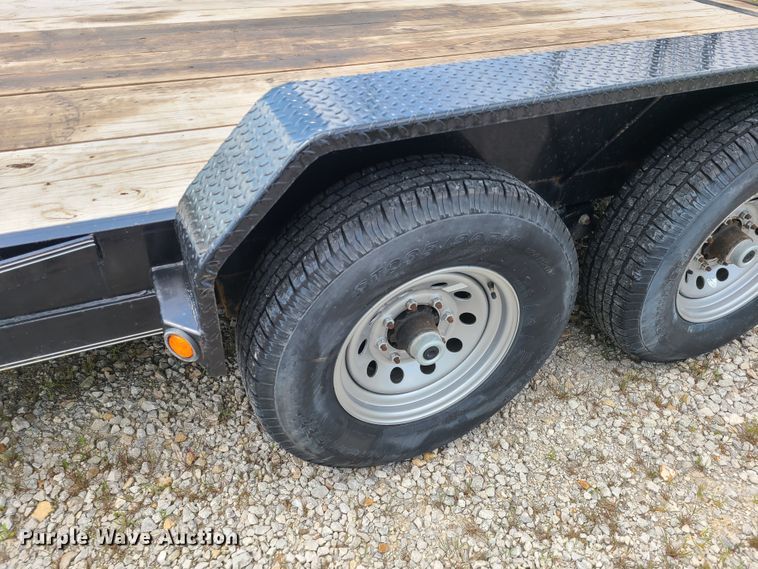 image for item DK4783 2015 Lamar  equipment trailer