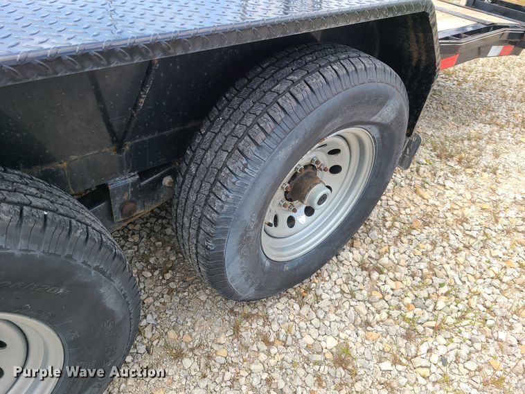 image for item DK4783 2015 Lamar  equipment trailer