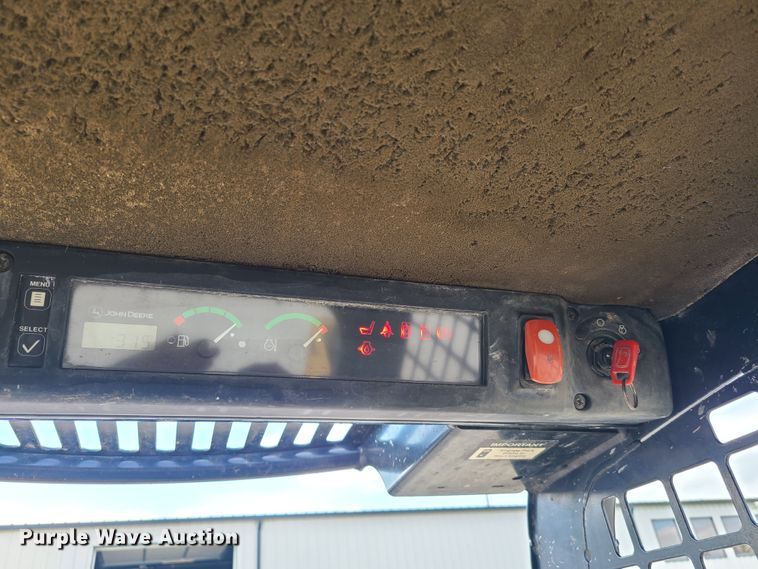 image for item DK4784 2010 John Deere 315  skid steer