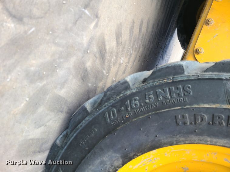 image for item DK4784 2010 John Deere 315  skid steer