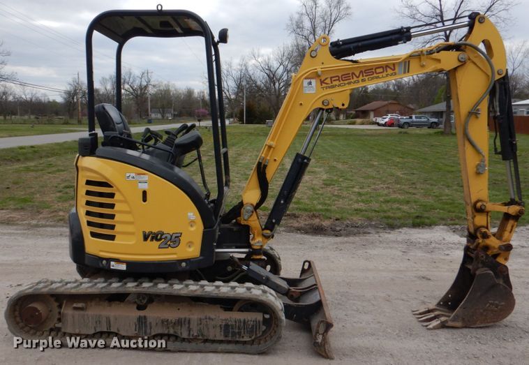 image for item DK5586 Yanmar VIO25-6A  mini excavator
