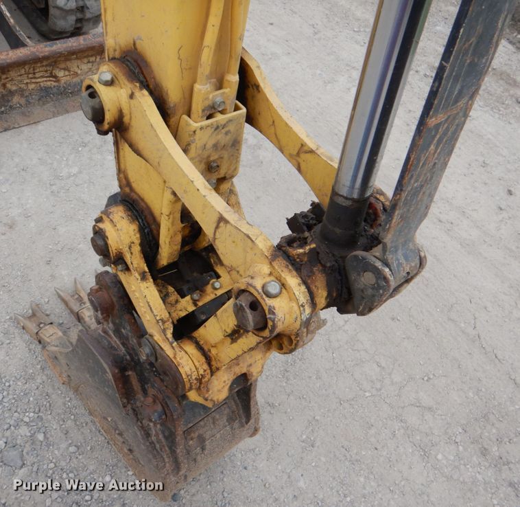 image for item DK5586 Yanmar VIO25-6A  mini excavator