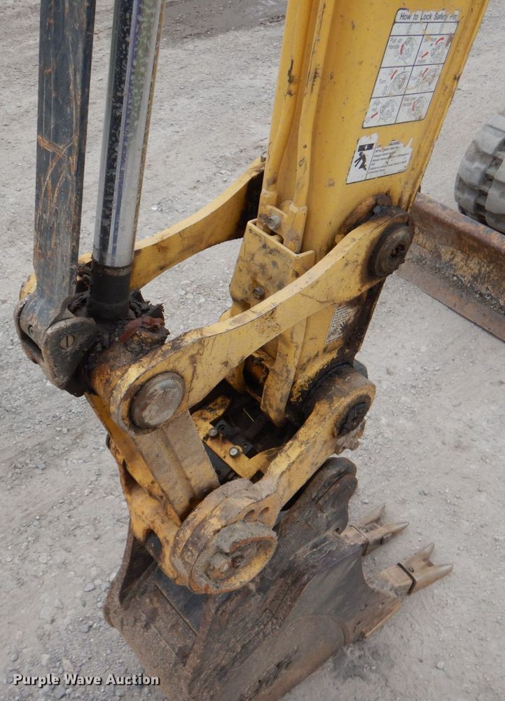 image for item DK5586 Yanmar VIO25-6A  mini excavator