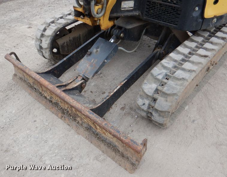 image for item DK5586 Yanmar VIO25-6A  mini excavator