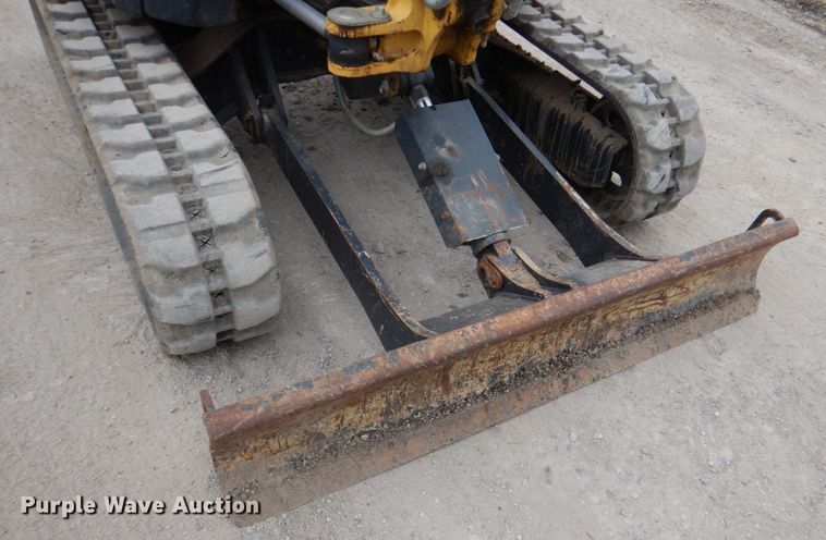 image for item DK5586 Yanmar VIO25-6A  mini excavator