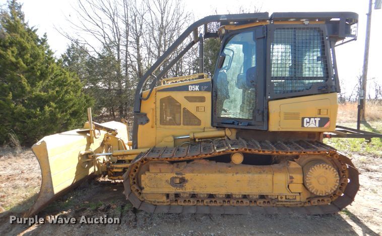 image for item DK5601 Caterpillar D5K LGP  dozer