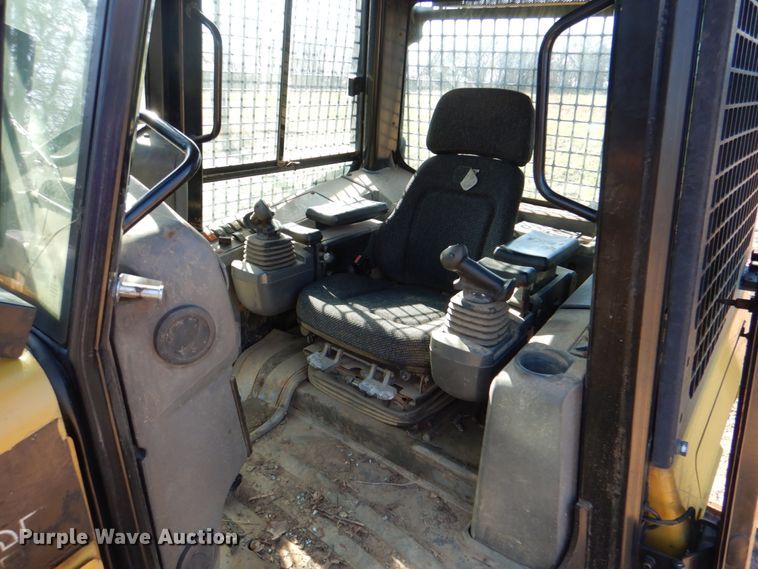 image for item DK5601 Caterpillar D5K LGP  dozer