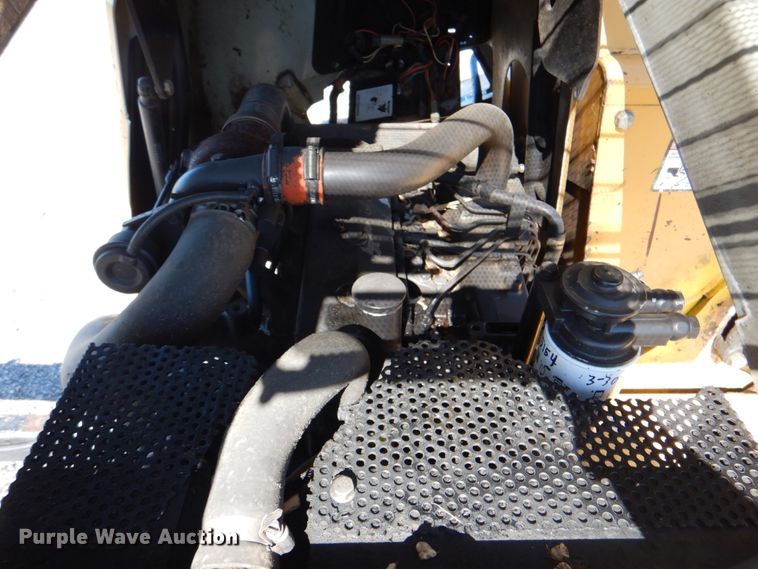 image for item DK5602 2007 Vermeer BC1000XL  wood chipper