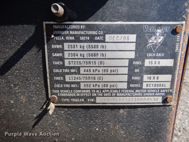 image for item DK5602 2007 Vermeer BC1000XL  wood chipper