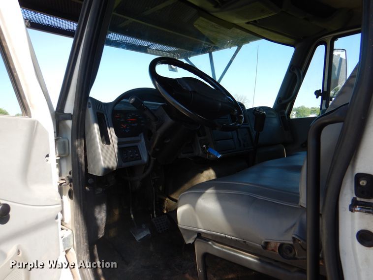 image for item DK5603 2008 International 4300  forestry bucket truck