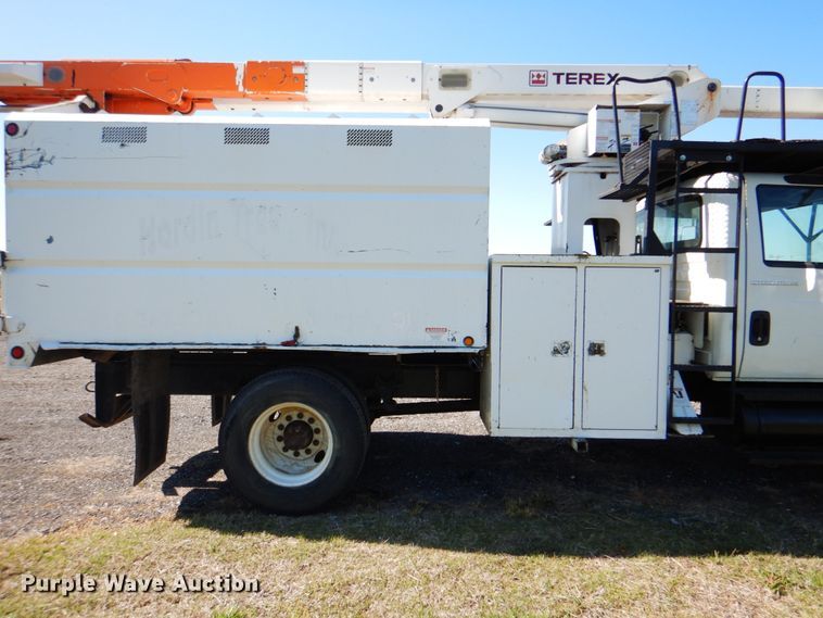 image for item DK5603 2008 International 4300  forestry bucket truck