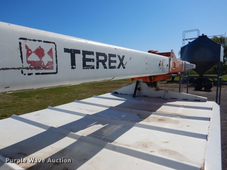 image for item DK5603 2008 International 4300  forestry bucket truck